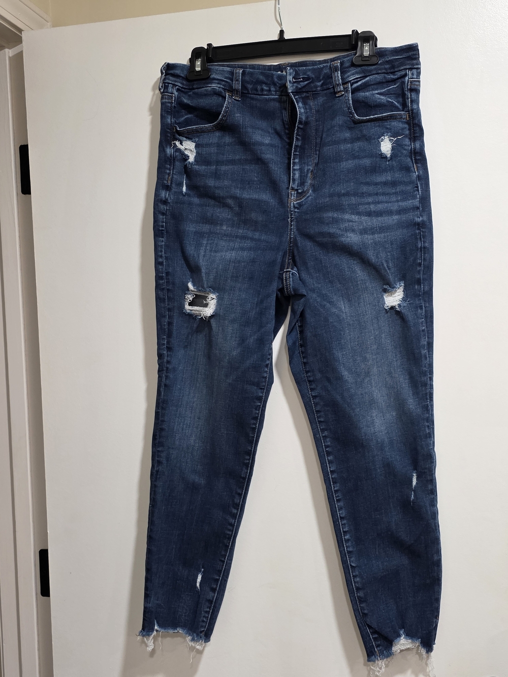American Eagle Super Hi-Rise Jegging Crop Jeans 14 Distressed Next Level Stretch